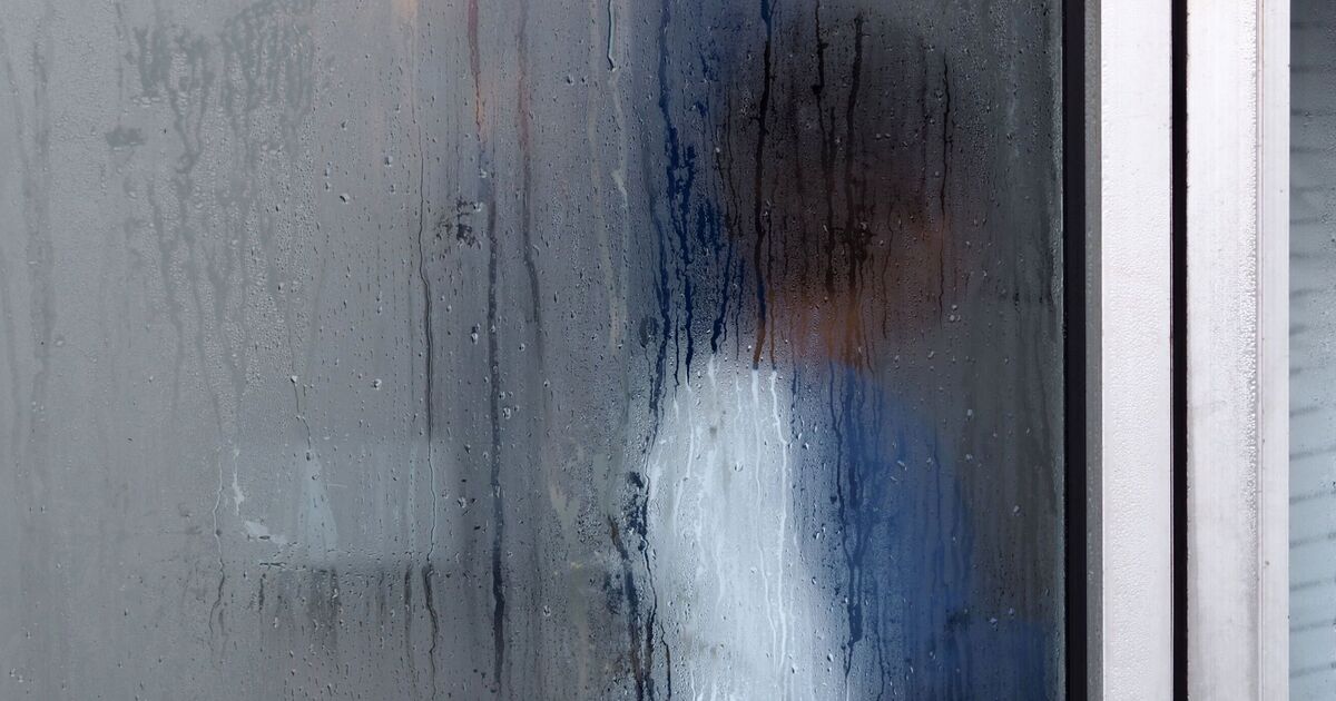 Banish condensation and mould from windows with 20-second cleaning tip