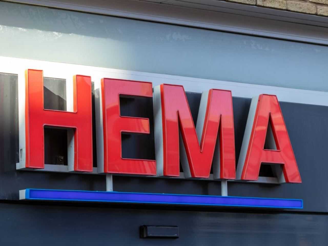 HEMA pakt uit met seksspeeltje én korting: Volgers reageren enthousiast